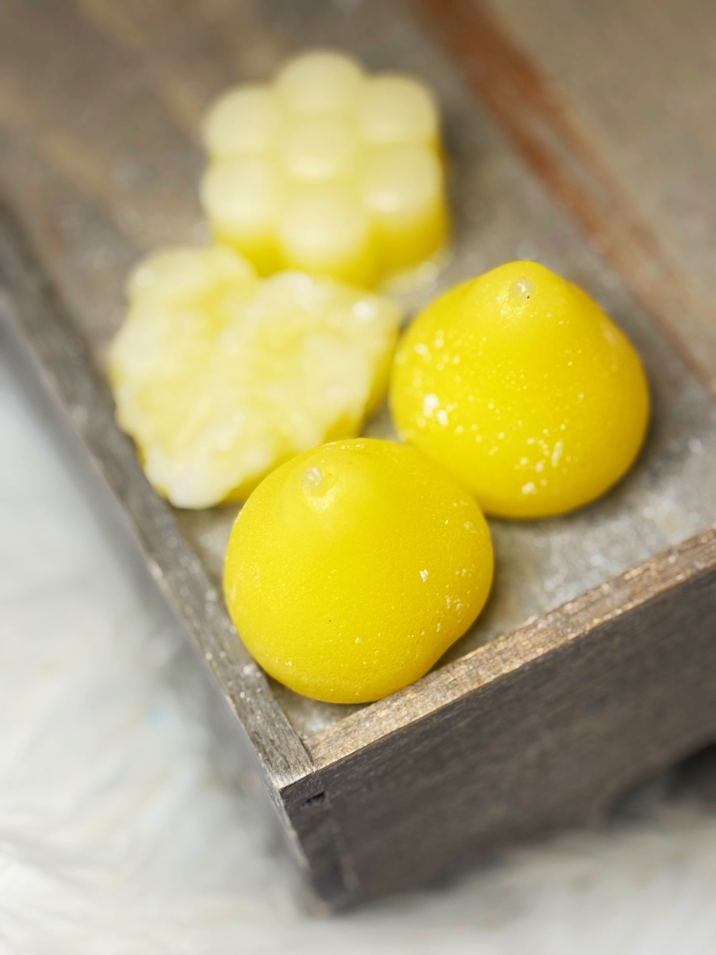 Golden Pear Noir